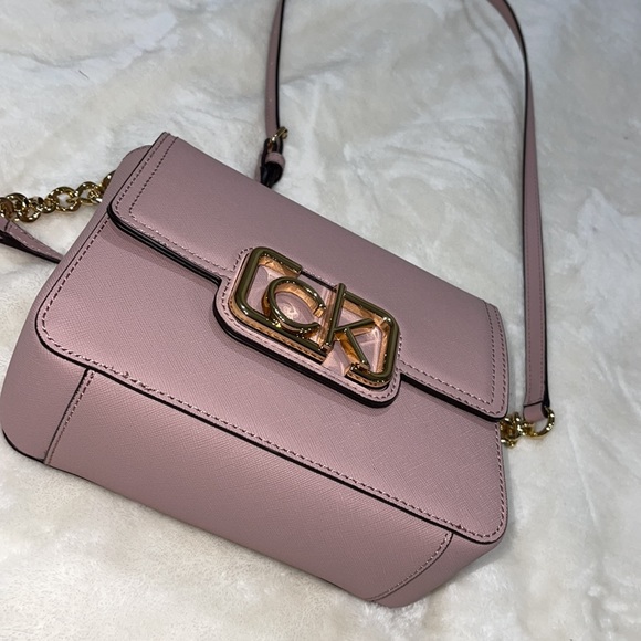 Calvin Klein Crossbody bag - Picture 5 of 7